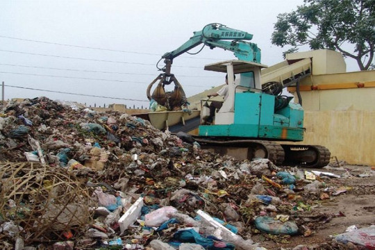 Hà Nội: Xử lý nghiêm hành vi đổ trộm chất thải rắn xây dựng