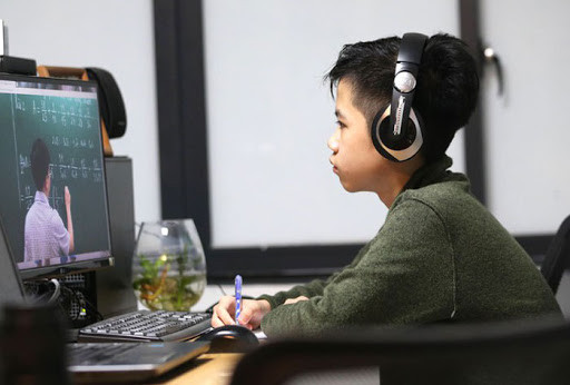 Bộ GD&ĐT cho phép dạy trực tuyến thay thế dạy học trực tiếp tại các cơ sở giáo dục