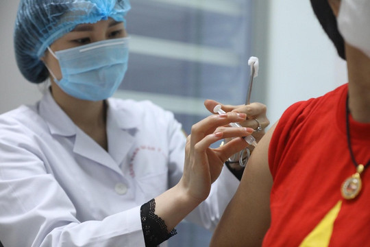 Hoàn thành thử nghiệm giai đoạn 2 vaccine phòng Covid-19 đầu tiên của Việt Nam