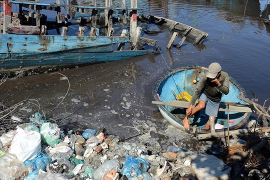 Quảng Ngãi: Chi 3 tỷ đồng để đầu tư khẩn cấp nạo vét, thông luồng ra vào cảng cá Sa Huỳnh