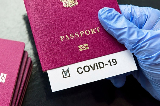 Dịch Covid – 19: Bộ Y tế dự kiến 3 phương án thực hiện “hộ chiếu vắc xin”