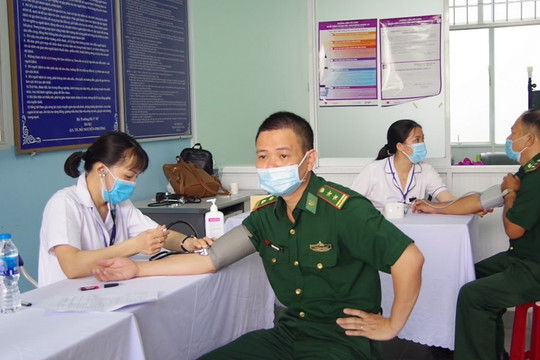 Vũng Tàu: Tiếp tục triển khai tiêm vắc-xin covid-19 cho cán bộ, chiến sĩ bộ đội biên phòng tỉnh