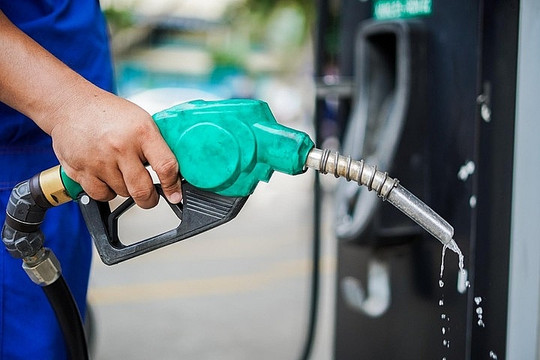 Đợt điều chỉnh mới, xăng dầu tiếp tục tăng giá