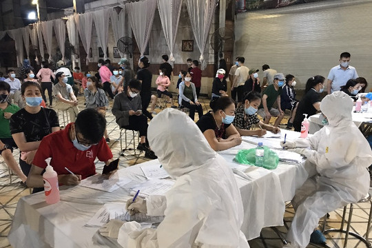 Bắc Ninh: Đẩy mạnh xét nghiệm, quyết liệt đẩy lùi dịch COVID-19