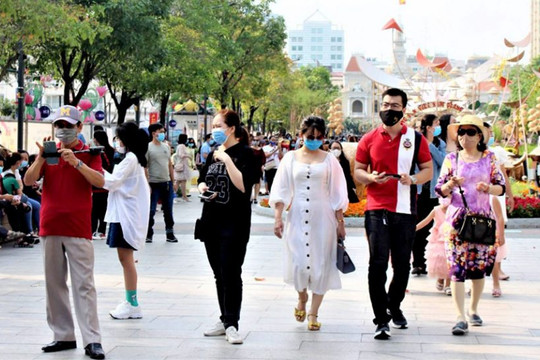 TP Hồ Chí Minh: Thu gần 30.000 tỷ đồng từ du lịch nội địa