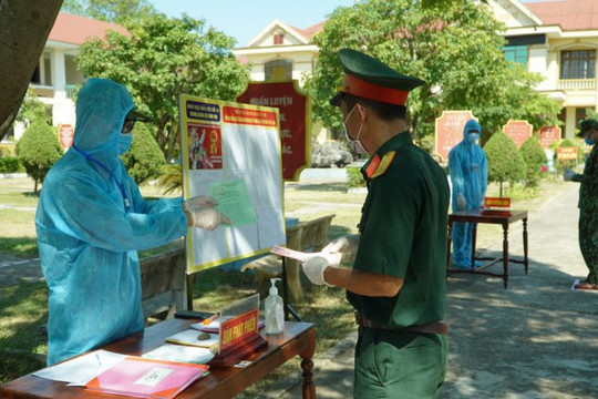 Quảng Bình: Những lá phiếu bầu cử trong khu cách ly