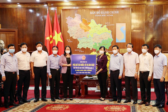 Phó Chủ tịch nước Võ Thị Ánh Xuân thăm hỏi, động viên công tác phòng chống COVID-19 tại Bắc Ninh