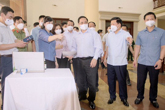 Thủ tướng Chính phủ đánh giá cao Bắc Ninh có nhiều sáng tạo, khống chế dịch bệnh hiệu quả.