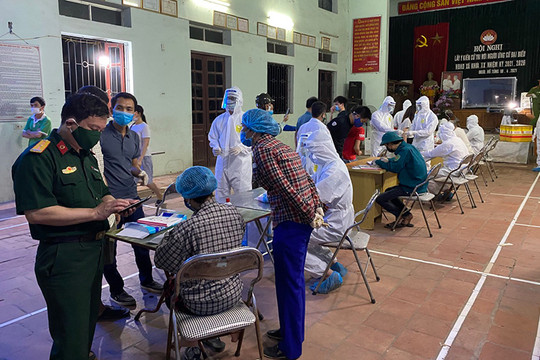 Bắc Ninh: Triển khai lấy mẫu xét nghiệm diện rộng cho toàn bộ người dân tại huyện Quế Võ