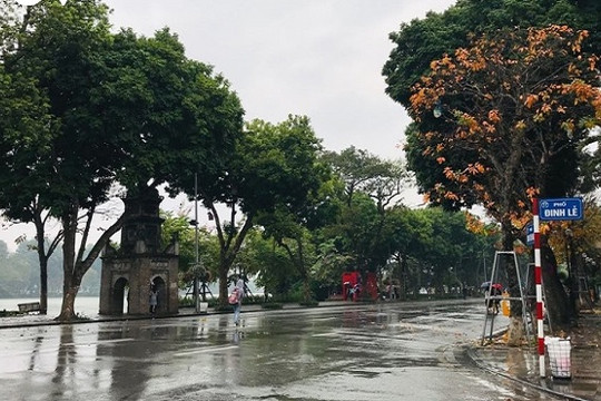 Dự báo thời tiết ngày 12/6: Hà Nội có mưa to và dông kèm lốc, sét