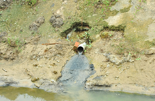 Hà Tĩnh: Phạt 64 triệu đồng với cơ sở làm bún xả nước thải chưa xử lý ra môi trường