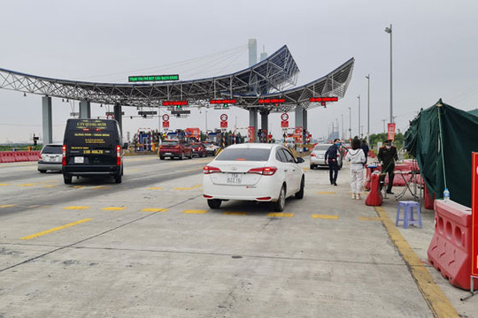 Quảng Ninh tạm dừng vận tải hành khách liên tỉnh