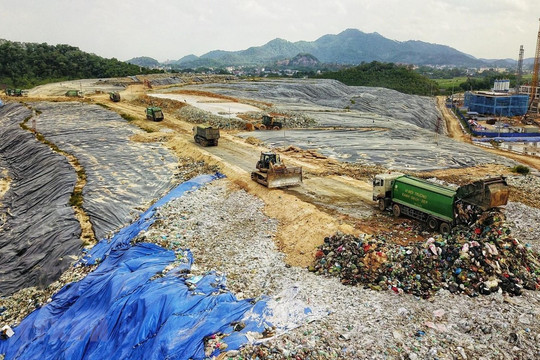 Sử dụng công nghệ viễn thám để giám sát bãi chôn lấp rác thải trên toàn quốc