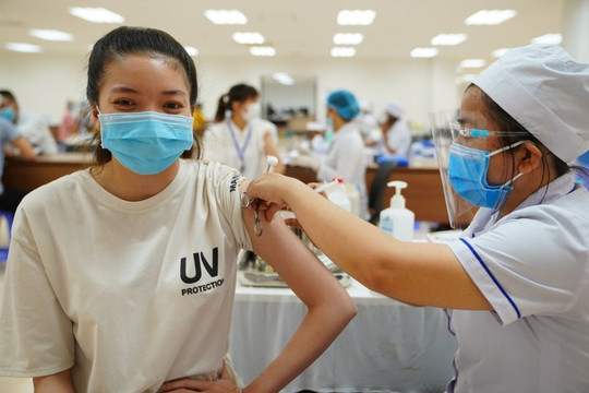 TP.Hồ Chí Minh: Đề xuất tiêm vắc xin cho hơn 640.000 học sinh từ 12 đến 18 tuổi