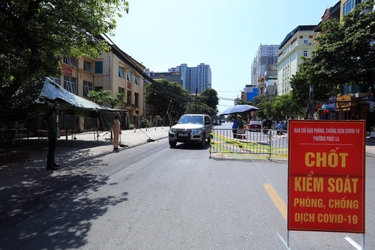 Hà Nội: Cảnh sát giao thông và công an xã, phường sẽ cấp giấy đi đường