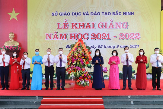 Học sinh Bắc Ninh bước vào năm học mới bằng Lễ khai giảng đặc biệt