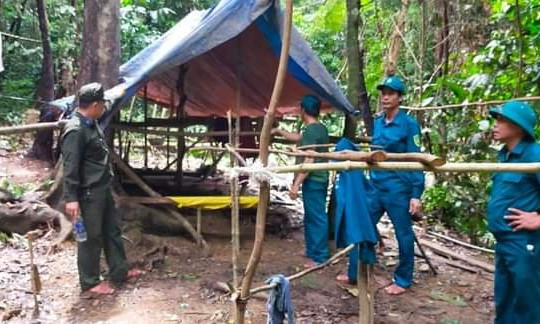Đà Nẵng: Phát hiện nhóm 6 đối tượng vào rừng khai thác vàng trái phép