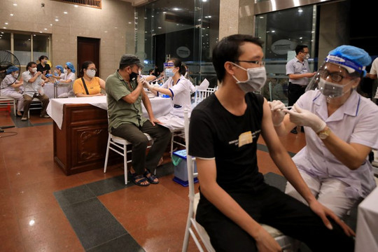 Số mũi tiêm vắc xin Covid-19 ở Việt Nam cao kỷ lục trong ngày 9/9