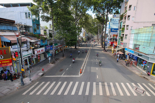 TP. Hồ Chí Minh sẽ mở cửa toàn bộ nền kinh tế theo 3 giai đoạn