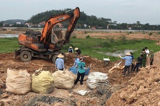Bắc Giang: Khởi tố giám đốc người Trung Quốc chỉ đạo chôn hàng trăm tấn rác thải nguy hại