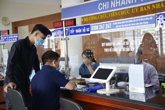 TP Hồ Chí Minh: Từ 1/10, người dân đến cơ quan nhà nước phải tiêm đủ 2 mũi vaccine