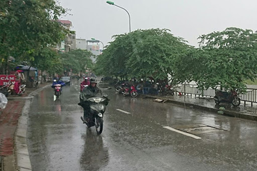 Dự báo thời tiết ngày 27/9: Hà Nội tiếp tục có mưa to