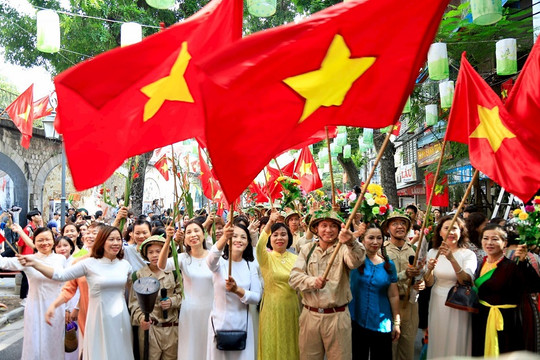 Những thành tựu nổi bật của Thủ đô Hà Nội sau 67 năm Giải phóng