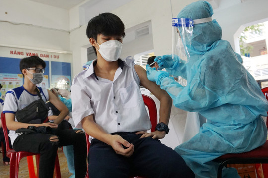 TP. Hồ Chí Minh đã tiêm vaccine cho 40.000 trẻ 12-17 tuổi