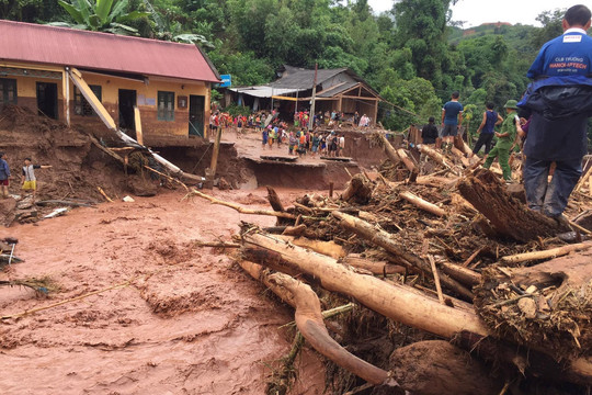 Điện Biên: Khắc phục hậu quả do mưa lớn, sạt lở đất