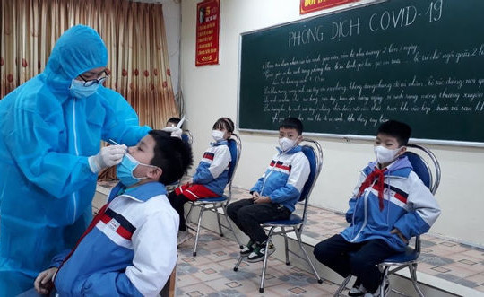 Quảng Ninh: Triển khai đợt cao điểm xét nghiệm sàng lọc SARS-CoV-2 trong trường học