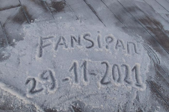 Đỉnh Fansipan rét dưới 0 độ C, xuất hiện sương muối
