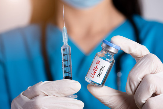 Chuyên gia khuyến cáo chọn loại vaccine và thời điểm tiêm vaccine bổ sung