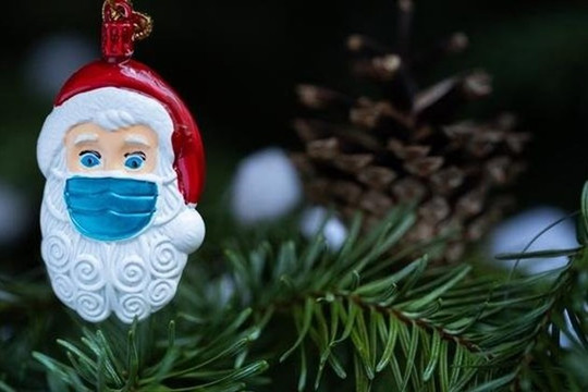 Những việc cần làm để tránh cảm lạnh và nhiễm SARS-CoV-2 trong mùa Giáng sinh