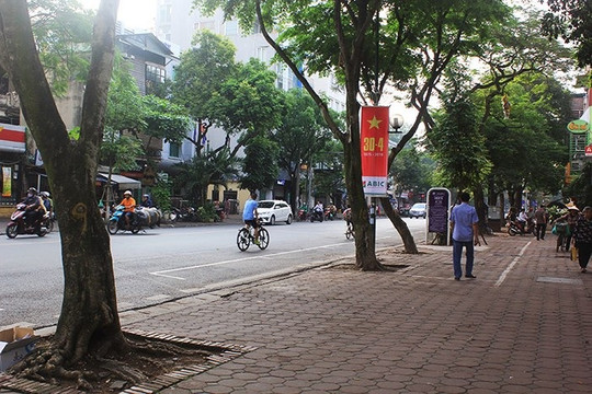 Hà Nội cho phép quận Hoàn Kiếm thí điểm sử dụng hè phố để kinh doanh, phục vụ du khách