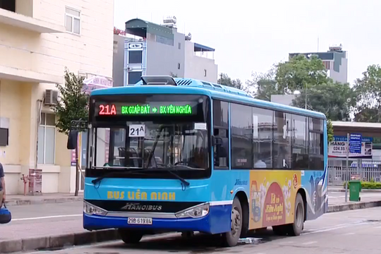Hà Nội: Xe buýt được hoạt động 100% công suất từ ngày 8/2