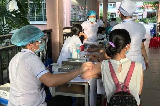 TP Hồ Chí Minh: Dự kiến tiêm vắc xin Covid-19 cho khoảng 970.000 trẻ từ 5-11 tuổi