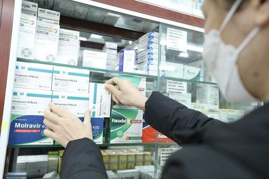 Bộ Y tế đề xuất cho phép nhà thuốc được kê đơn thuốc Molnupiravir điều trị COVID-19