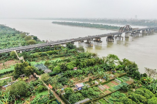Hà Nội phê duyệt quy hoạch phân khu đô thị sông Hồng đi qua 13 quận, huyện