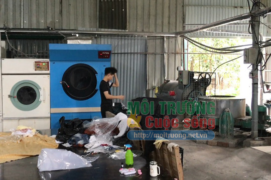Đông Anh (Hà Nội) – Bài 1: Công ty giặt là Quang Huy xả thải trái phép, gây ô nhiễm môi trường, chính quyền ở đâu?