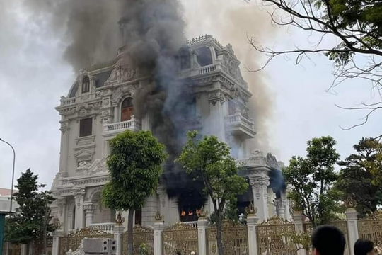 Vụ cháy biệt thự ở Quảng Ninh: Nữ chủ nhà đã tử vong