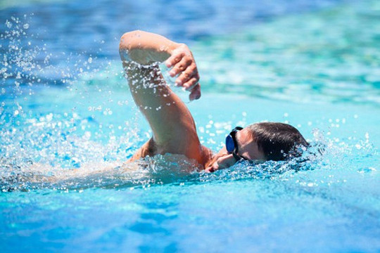 6 sai lầm khi đi bơi mùa nóng có thể ảnh hưởng nghiêm trọng đến sức khỏe