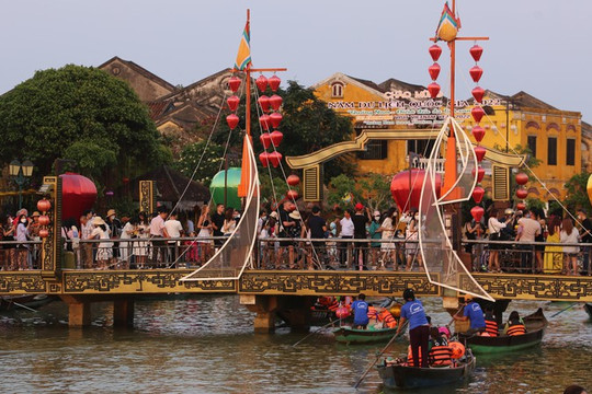 Quảng Nam đón khoảng 200.000 lượt khách du lịch dịp 30/4