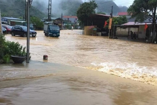 Lạng Sơn: Mưa lớn gây ngập úng nghiêm trọng
