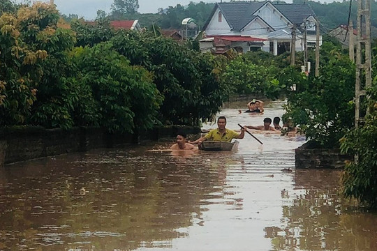 Mưa lớn bất thường gây nhiều thiệt hại ở Bắc Giang