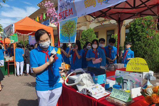 Hà Tĩnh: Đưa giáo dục giảm thiểu rác thải nhựa, bảo vệ môi trường vào “Ngày hội khoa học khám phá STEM”