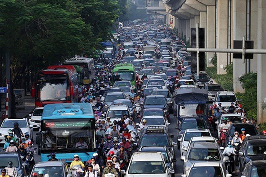 8 giải pháp kéo giảm TNGT, chống ùn tắc giao thông