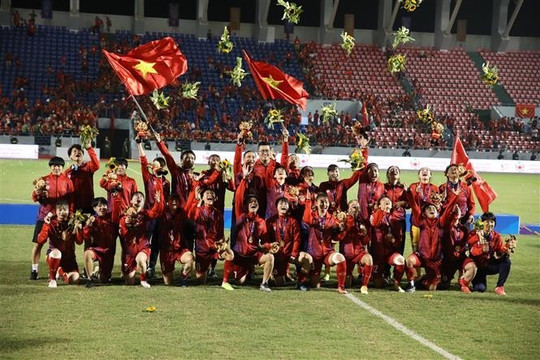 SEA Games 31: Chủ tịch nước, Thủ tướng biểu dương đội tuyển bóng đá nữ Việt Nam giành huy chương vàng