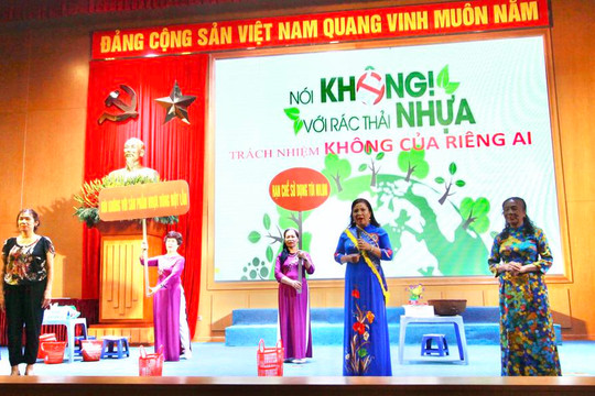 Hà Nội: Hội viên phụ nữ quận Thanh Xuân nói không với rác thải nhựa