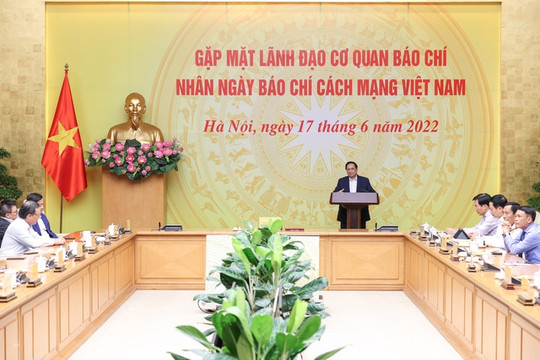 Thủ tướng Phạm Minh Chính: Nghiên cứu giải pháp phù hợp để báo chí tăng cường tiềm lực