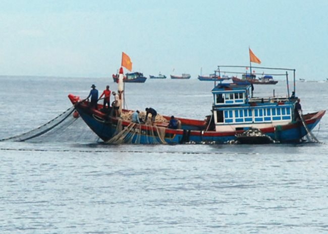 canh-bao-thoi-tiet-tren-bien.jpg